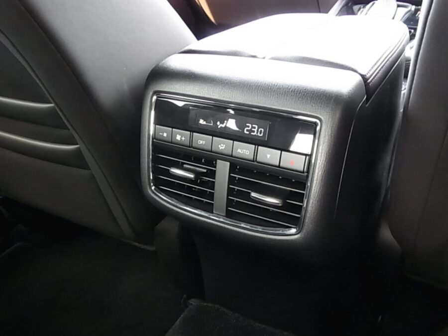 マツダ Cx 8 試乗 レビュー Part4 インテリア 後席 ラゲッジルーム偏 質感だけじゃない ここが最大の見せ場 Wonderful Car Life