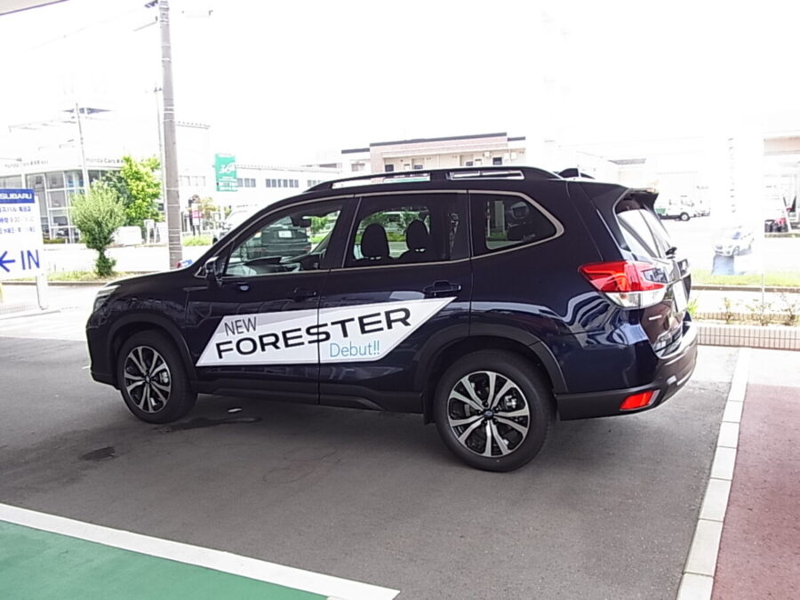 新型【スバル フォレスター(FORESTER) 試乗 レビュー】Part4 インテリア・後席・ラゲッジルーム編 後席のユーティリティーもレベル高し！  WONDERFUL CAR LIFE