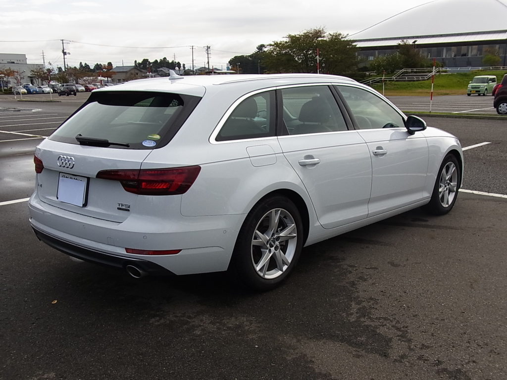 アウディa4アバント試乗レビュー 2 0 Tfsi Quattro Sport S Tronic エクステリア 動的質感編 Wonderful Car Life
