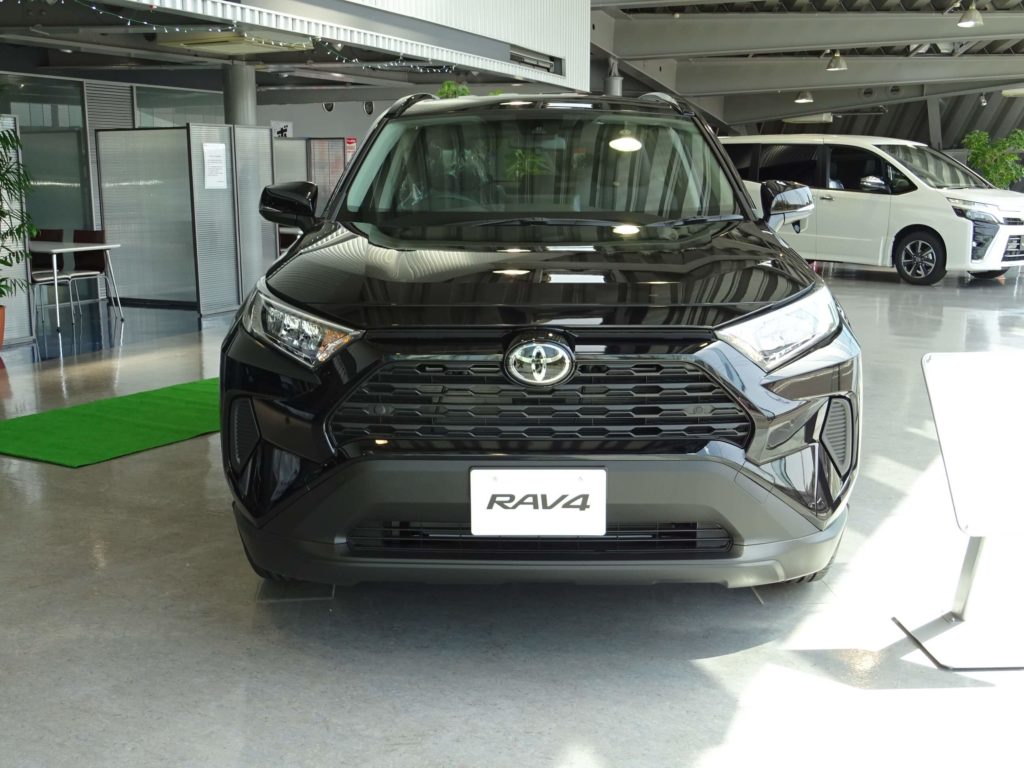 激安 トヨタ RAV4 フロントバンパー ゴリゴリブラック塗装 ienomat.com.br