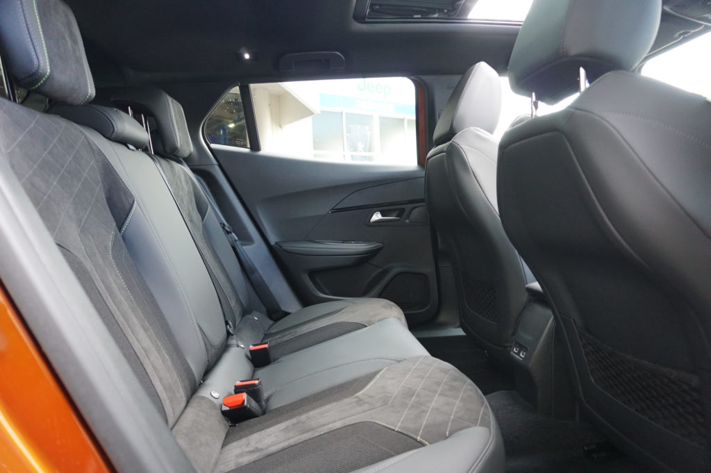 プジョー 新型suv 08 Gtline 試乗 動的質感はクラス最高峰かも Wonderful Car Life