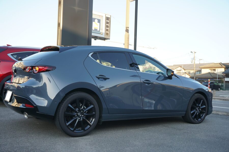 MAZDA 3 ブラックトーンエディション新車外しホイール ブラック 