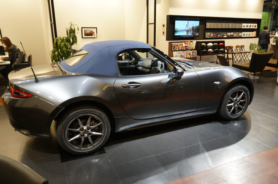 2022年改良！マツダ・ロードスターNAVY TOP（ネイビートップ）展示車見