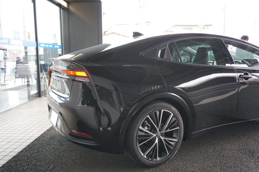 ポテンシャルが凄い！新型プリウス！2.0HEV Z FF アティチュード