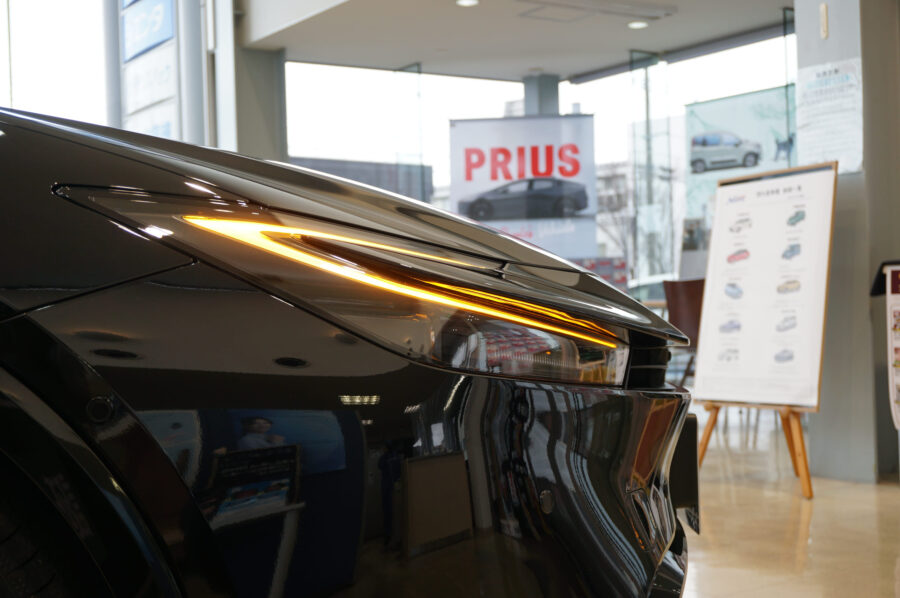 ポテンシャルが凄い！新型プリウス！2.0HEV Z FF アティチュード