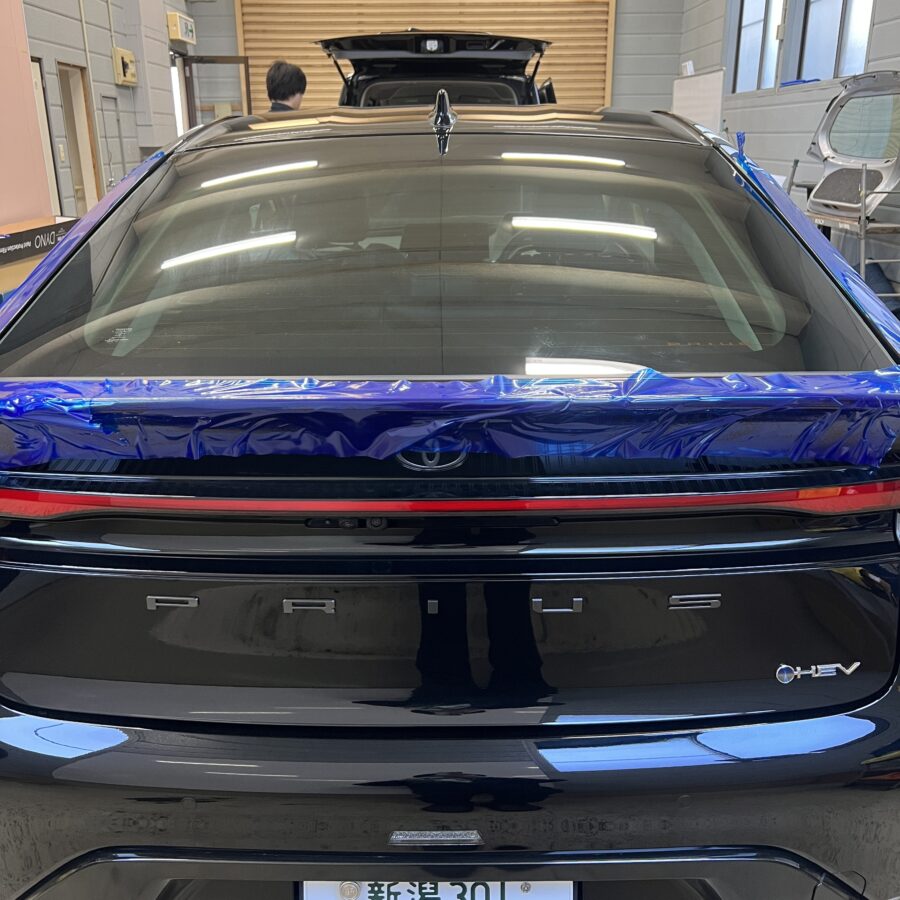 思わぬ不満点が！新型 60系プリウス サンシェード、スモークフィルム